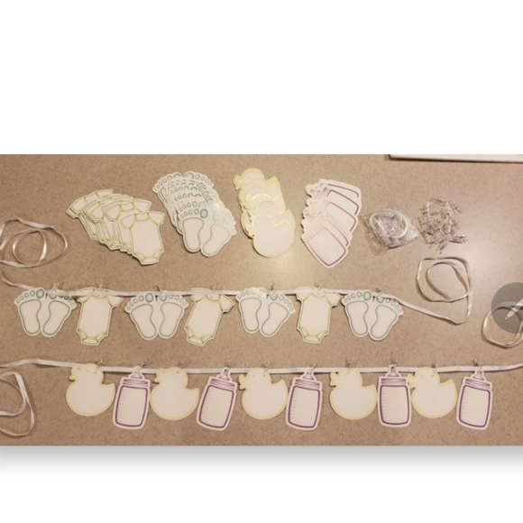 Baby Shower Party Streamers - Picture 1 of 4